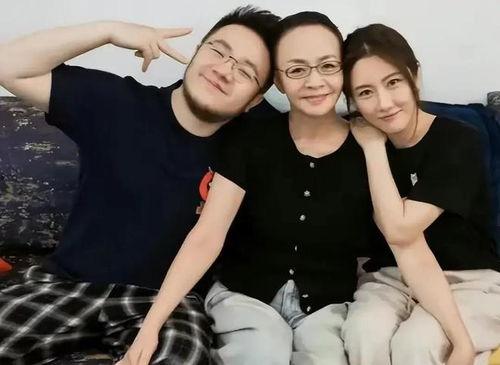 娱乐八卦听吃瓜,吃瓜群众热议的明星幕后故事 第2张 娱乐八卦听吃瓜,吃瓜群众热议的明星幕后故事 第2张